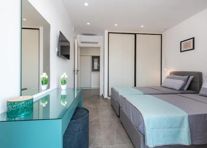 Private Karydia With Private Pool Zipárion