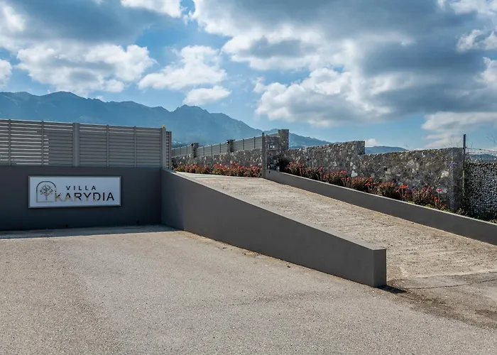 Private Karydia With Private Pool Villa Zipárion