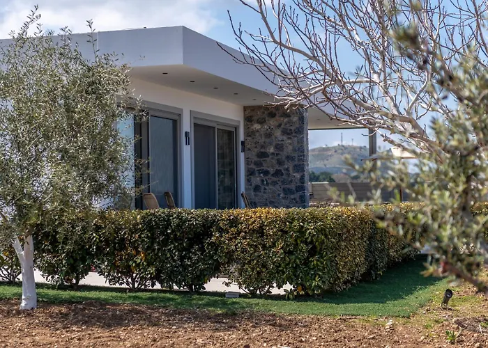 Private Karydia With Private Pool