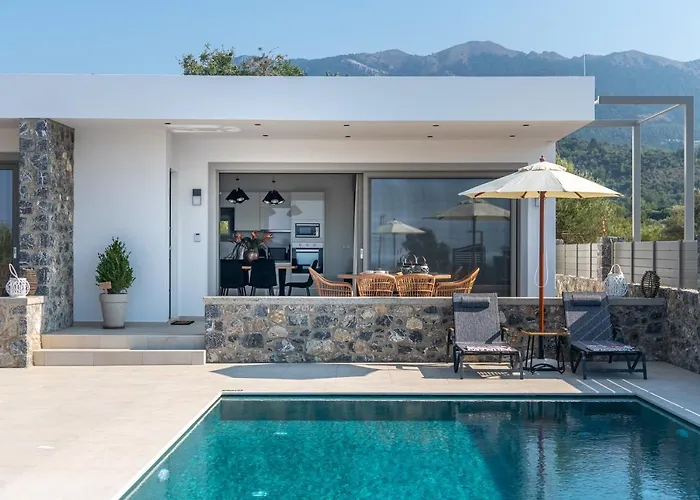 Private Karydia With Private Pool *