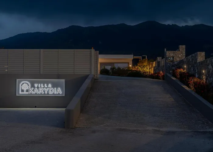 Private Karydia With Private Pool Zipárion